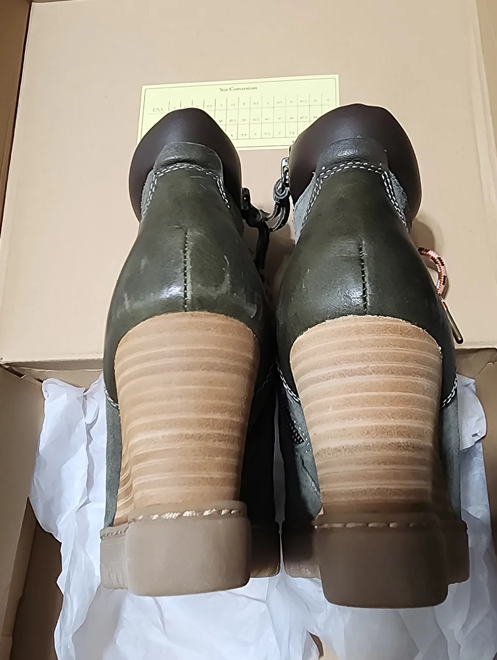 NEW SOFFT Underlyn Wedge Hiker Boot in Army Green